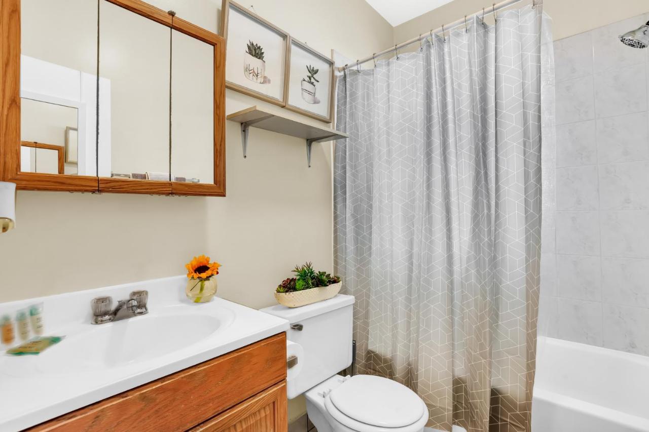 Rittenhouse Studio Apartment With Patio By Act Φιλαδέλφεια Εξωτερικό φωτογραφία